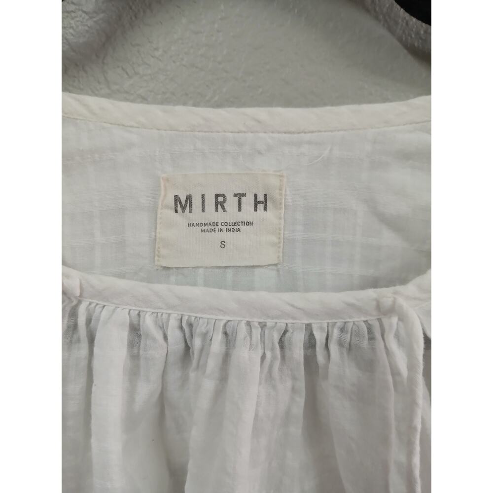 MIRTH Malaga Top in White Boxweave.
Size small - Picture 8 of 9